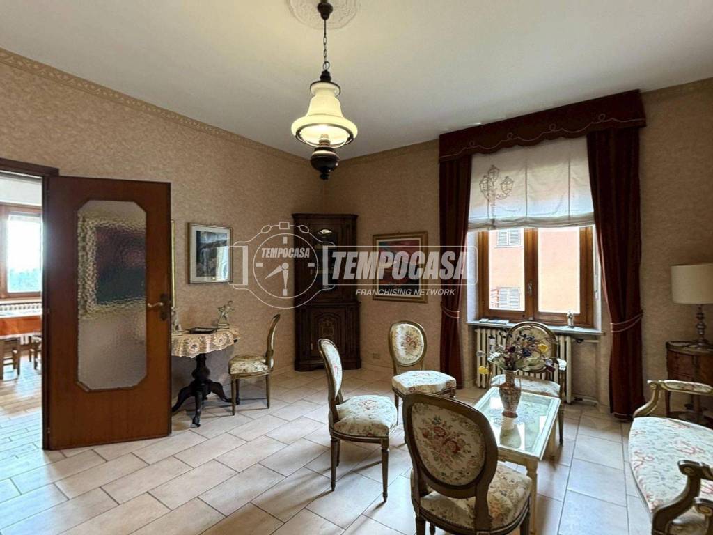 Casa indipendente a Ceresole alba in Piazza Vittorio Emanuele 12 - Foto 3