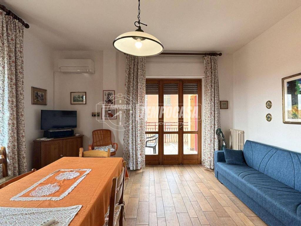 Casa indipendente a Ceresole alba in Piazza Vittorio Emanuele 12 - Foto 4