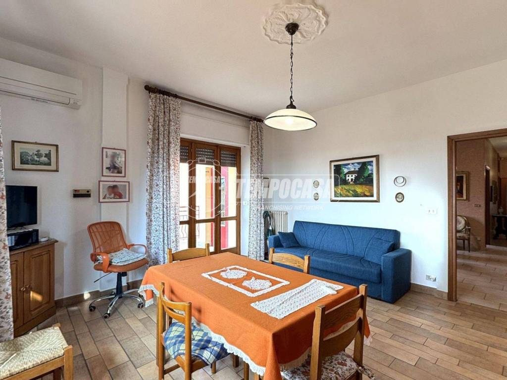 Casa indipendente a Ceresole alba in Piazza Vittorio Emanuele 12 - Foto 5