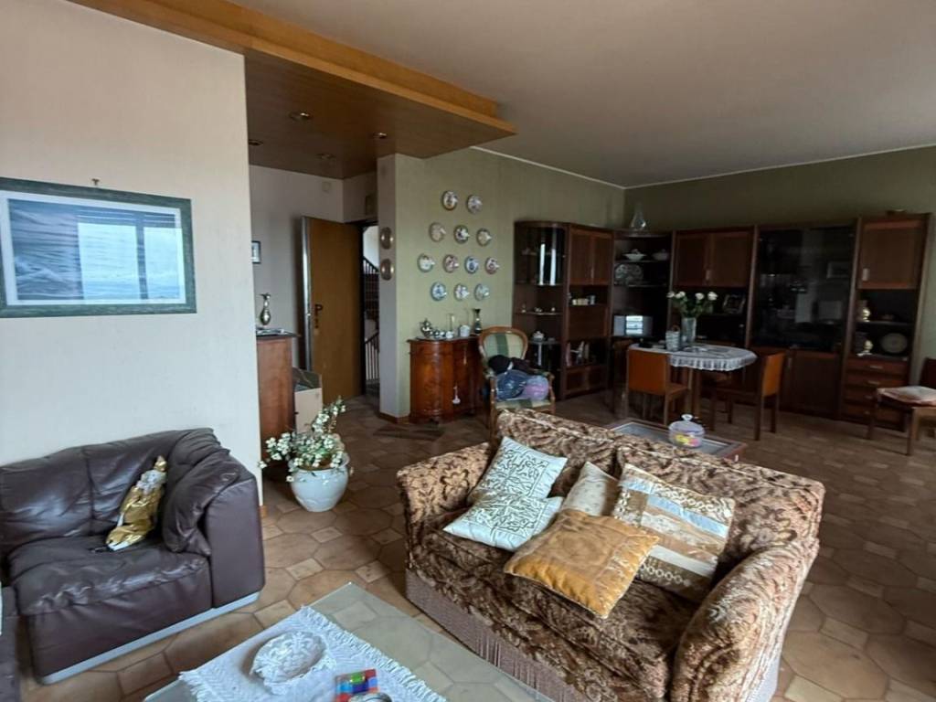 Appartamento a Caltanissetta in Via Filippo Paladini, 208 - Foto 4