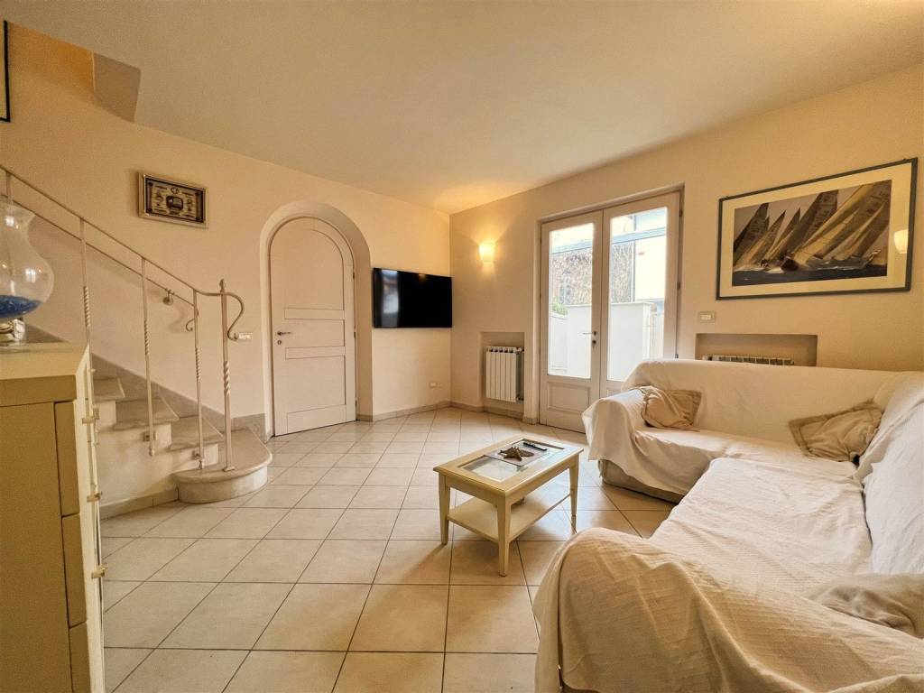 Villa a Forte dei marmi in Via Alessandro Volta - Foto 5