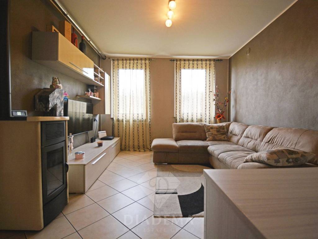 Casa indipendente a Albizzate in Via Mulini, 11 - Foto 4