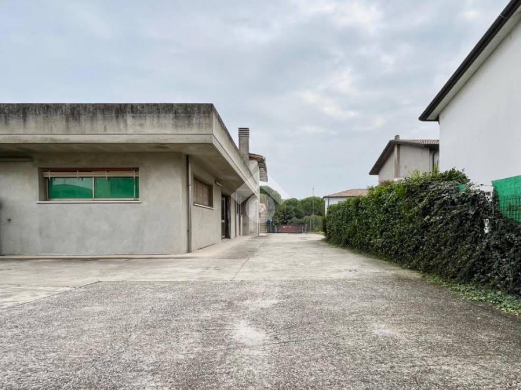 Casa indipendente a Ponte san nicolò in Via Giuseppe Garibaldi, 40 - Foto 4