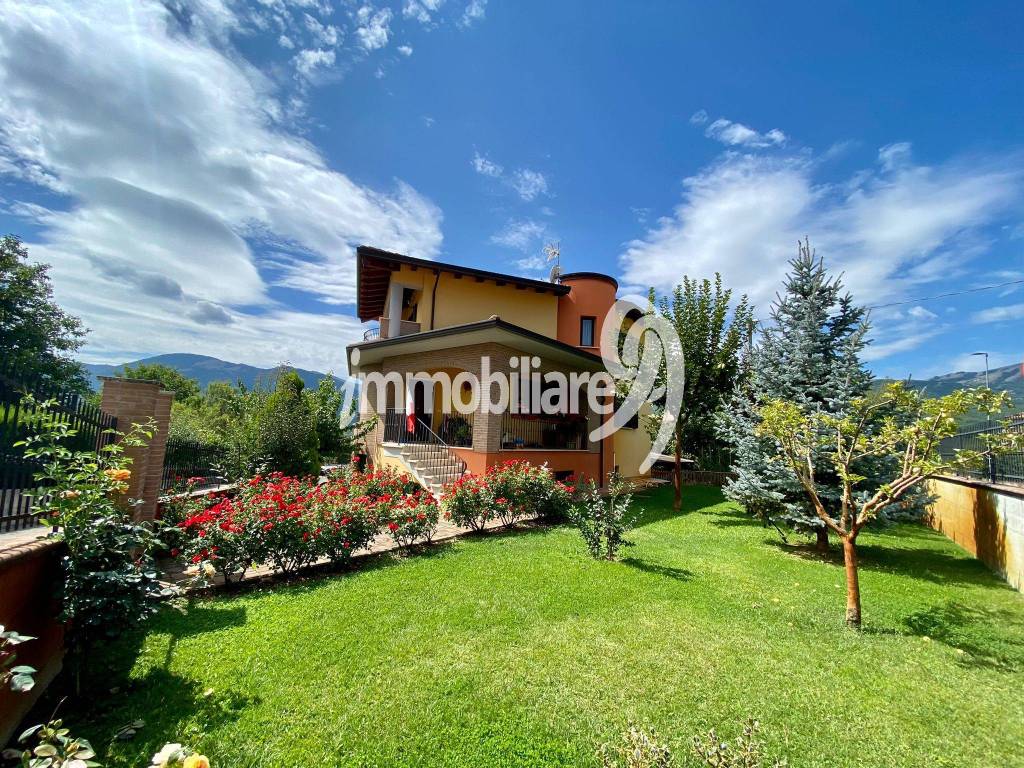 Villa a Scoppito in Via Santa Maria a Colle, 20 - Foto 3