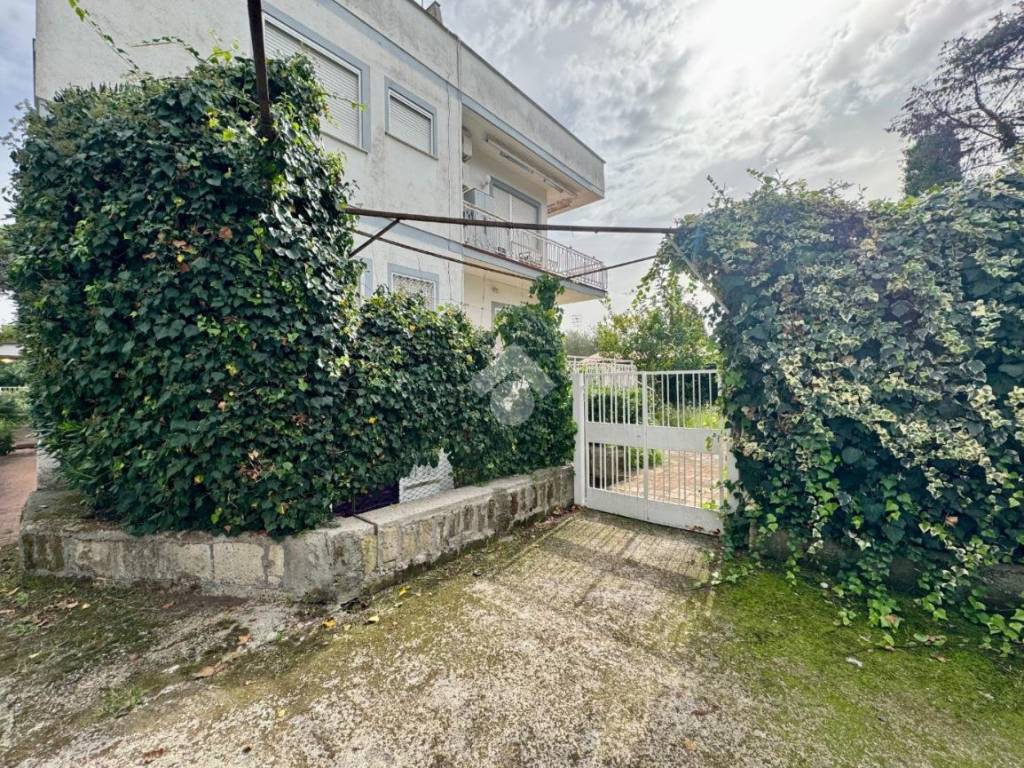 Appartamento a Terracina in Via Badino Vecchia - Foto 4