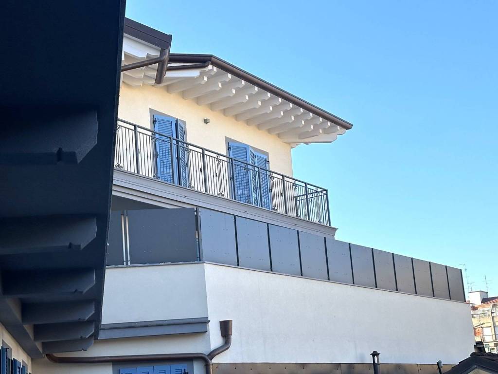 Appartamento a Saronno in Via Luigi Caronni - Foto 2