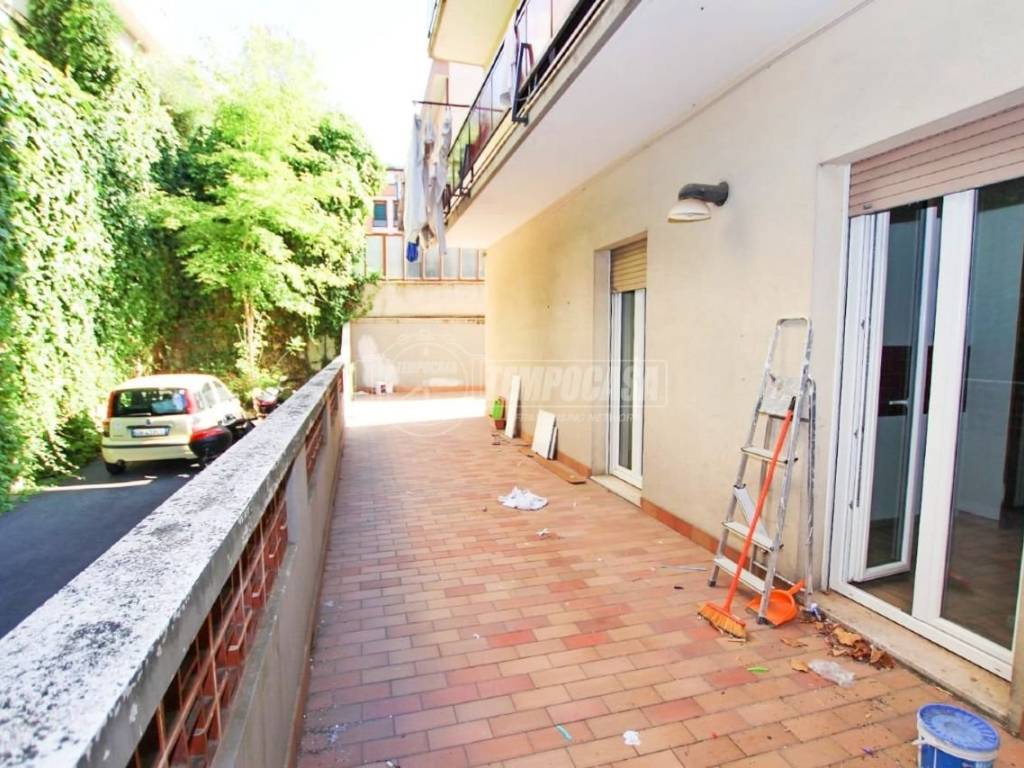 Appartamento a Ancona in Via Martiri della Resistenza - Foto 3