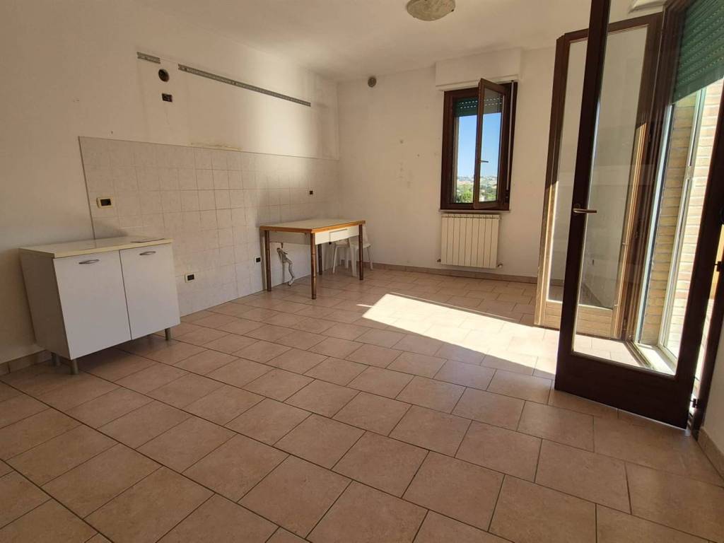 Appartamento a Trecastelli - Foto 2