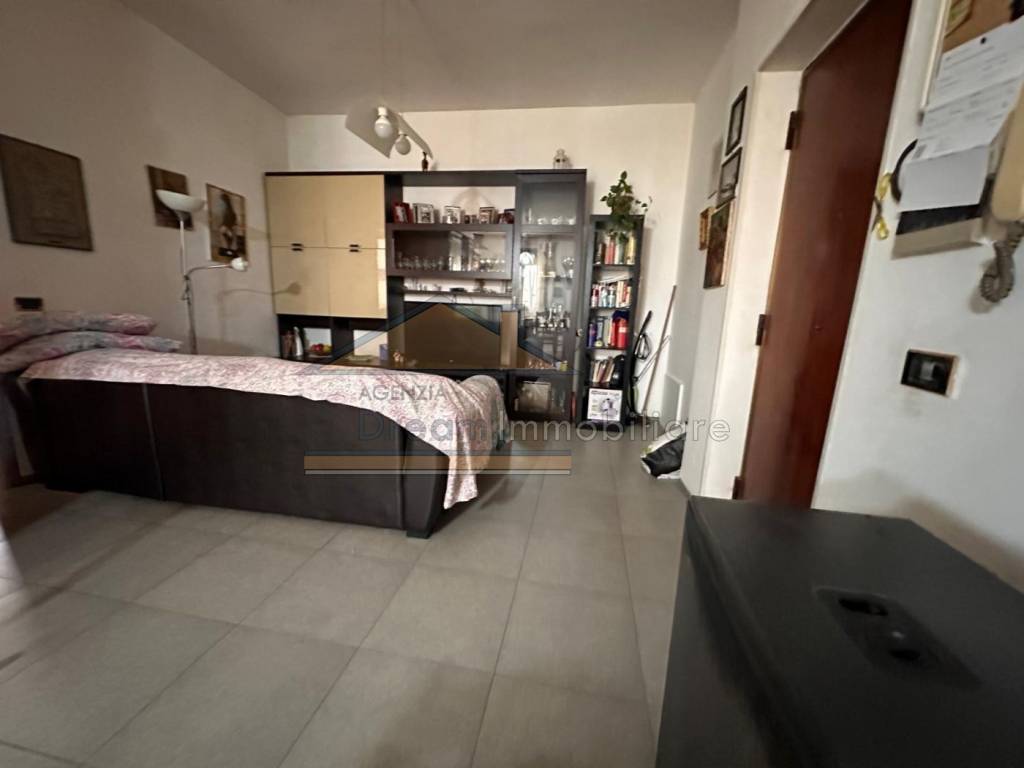 Appartamento a Casandrino in Via Armando Diaz - Foto 2