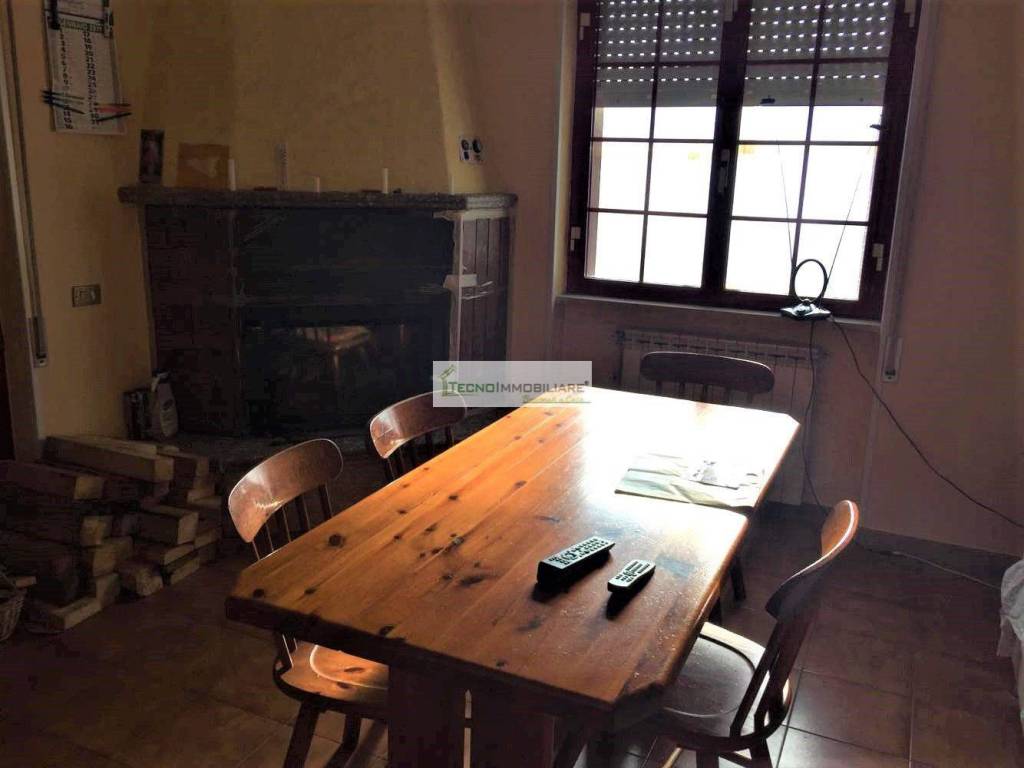 Villa a Pontecorvo in Contrada Noci Giunte - Foto 3