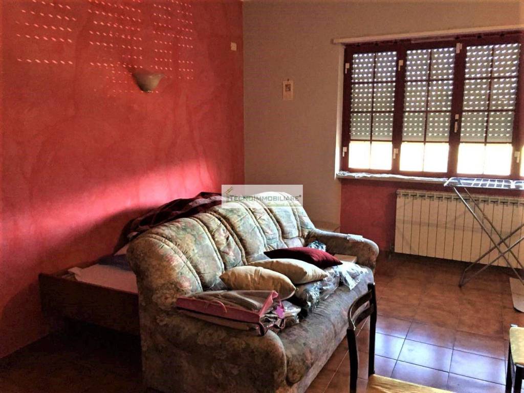 Villa a Pontecorvo in Contrada Noci Giunte - Foto 5
