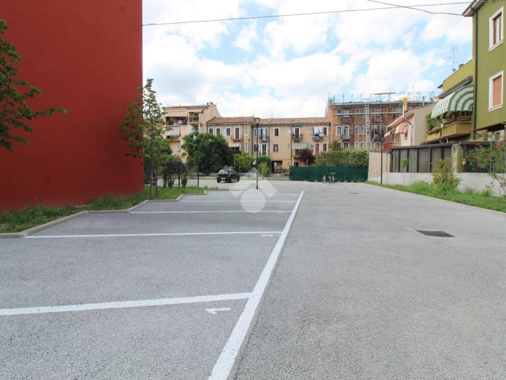 Box / garage a Verona in Viale Spolverini - Foto 2