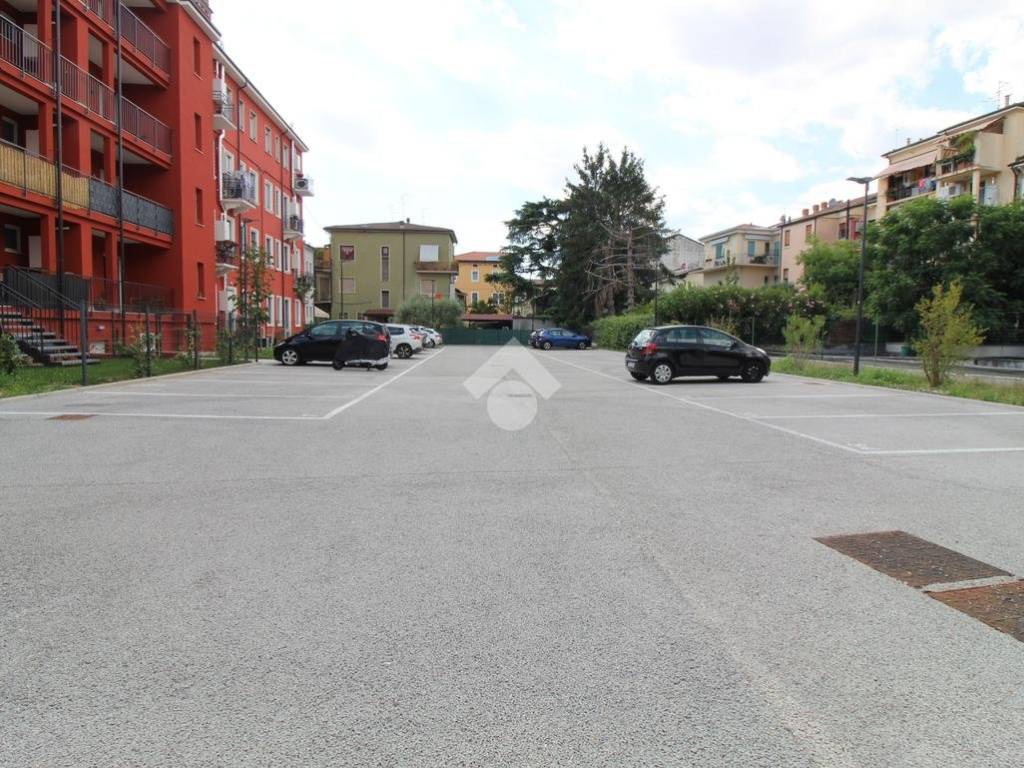 Box / garage a Verona in Viale Spolverini - Foto 3
