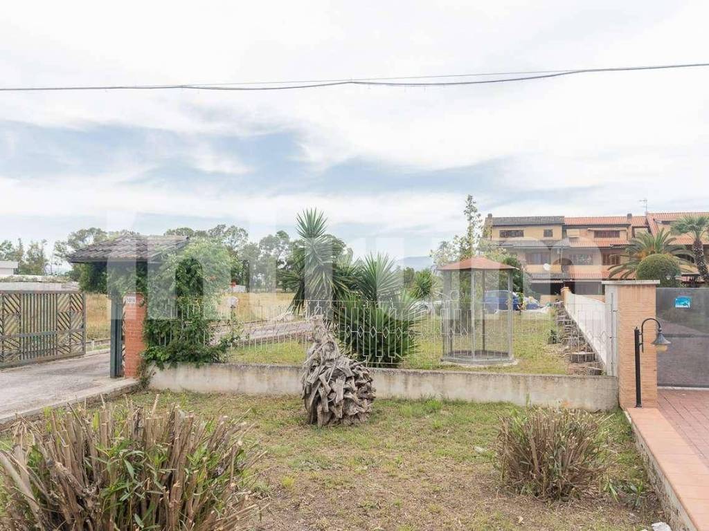 Appartamento a Latina in VIA FERRAZZA S.S. PONTINA 1016 - Foto 2