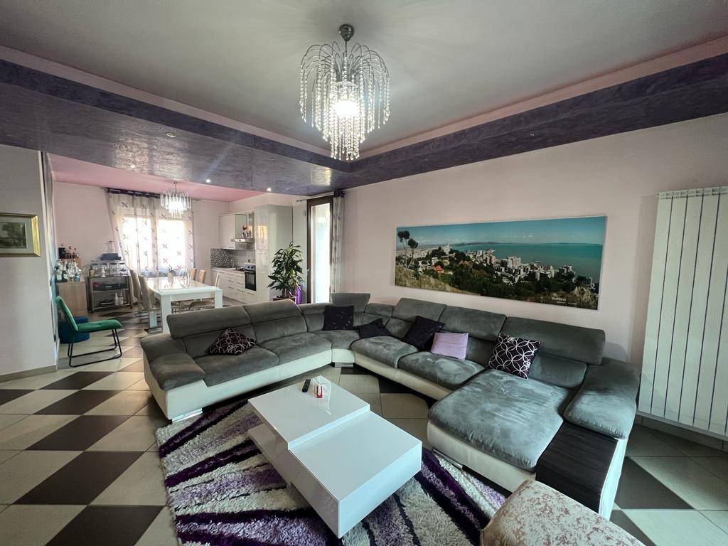 Villa a Mozzate in Via Antonio Guglielmetti, 18 - Foto 4