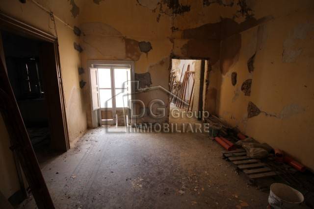 Casa indipendente a Alcamo in piazza della repubblica - Foto 3