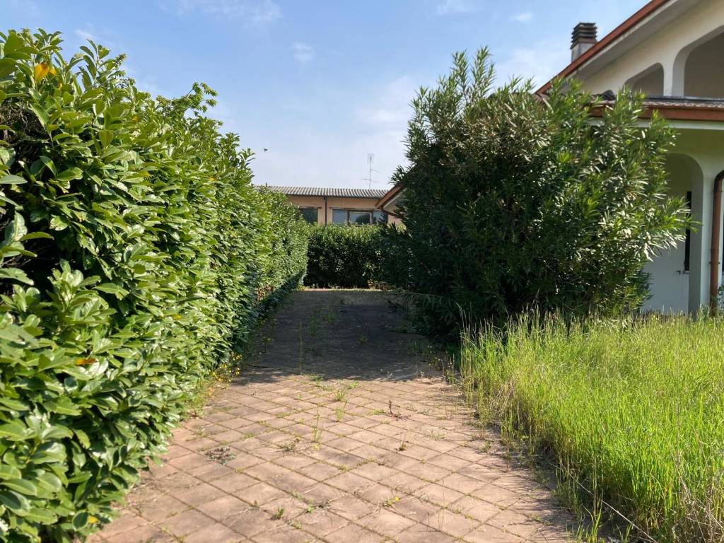 Appartamento a Curtatone in Via Salvatore Quasimodo, 10 - Foto 4