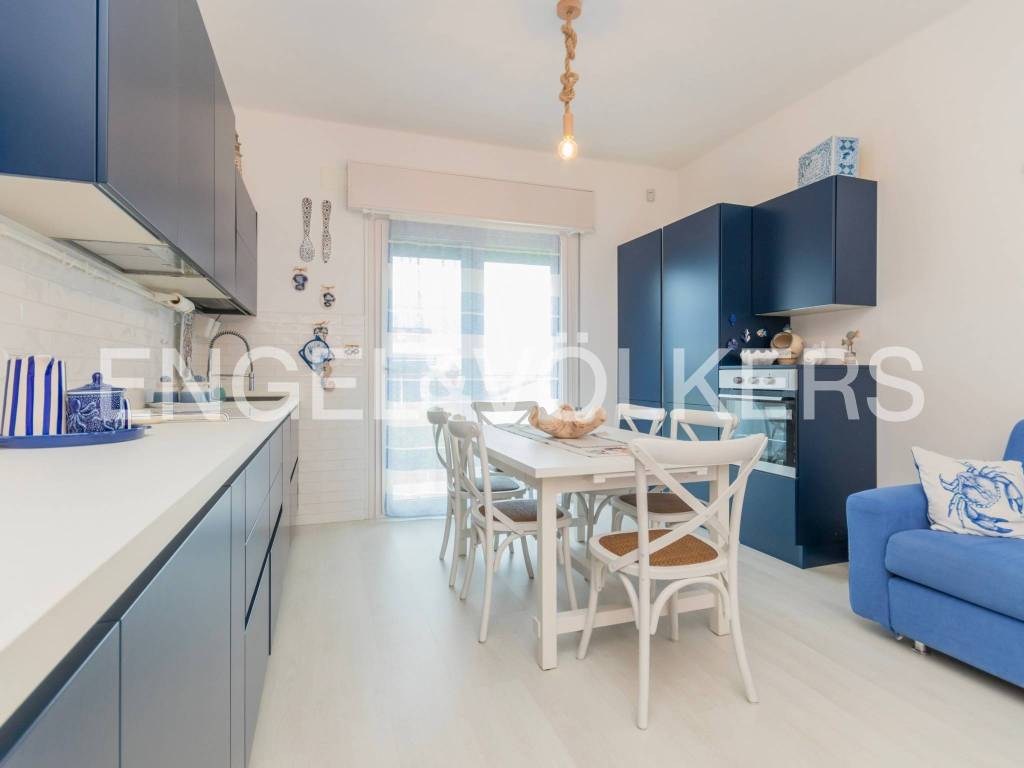 Appartamento a Jesolo in Via Andrea Bafile Accesso al Mare 28 - Foto 3