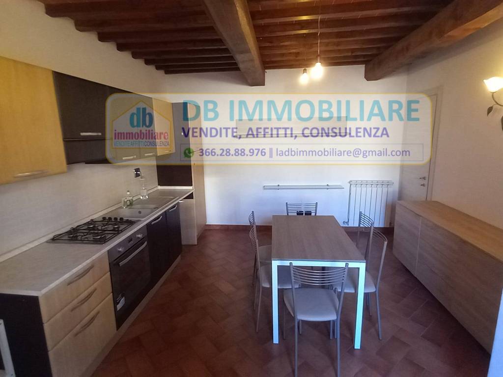 Casa indipendente a Montevarchi in Via di Nusenna, 119 - Foto 4