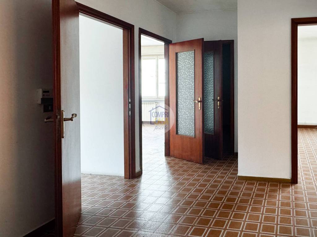 Appartamento a Bardolino in Piazza Guerrieri, 7 - Foto 3