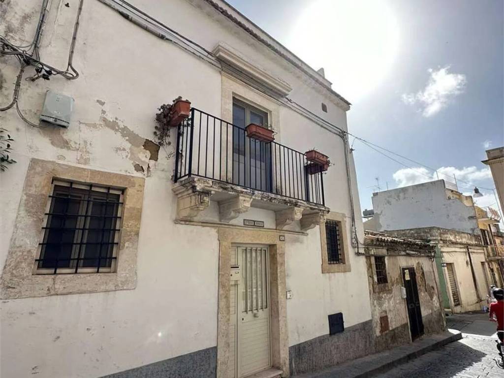 Villa a Noto in Via Zanardelli, 45 - Foto 4