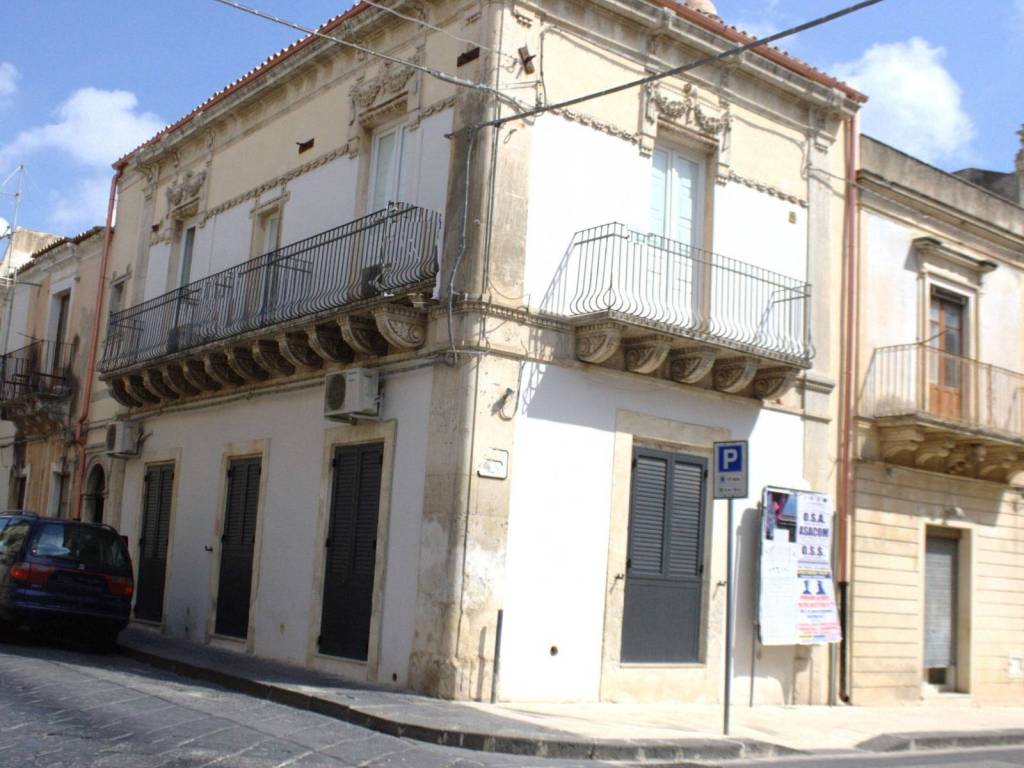 Casa indipendente a Noto in Principe Umberto - Foto 2