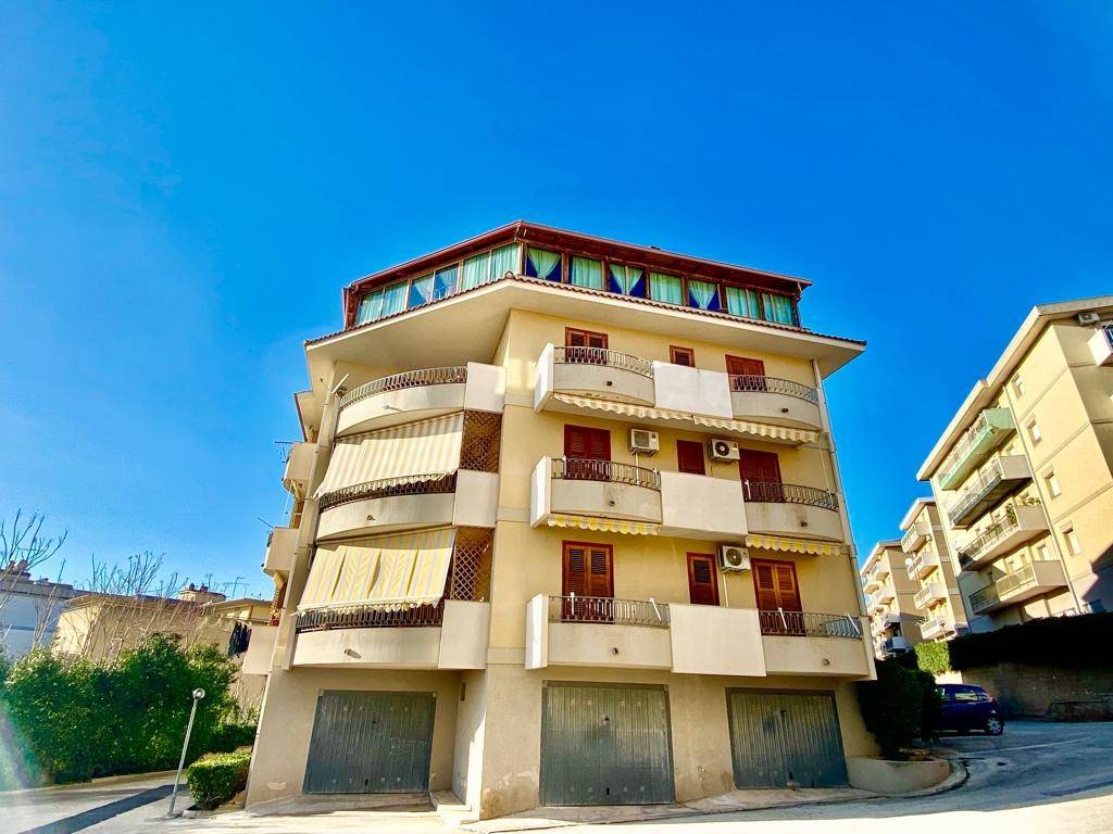 Appartamento a Noto in Via Gaetano Salvemini, 66 - Foto 3