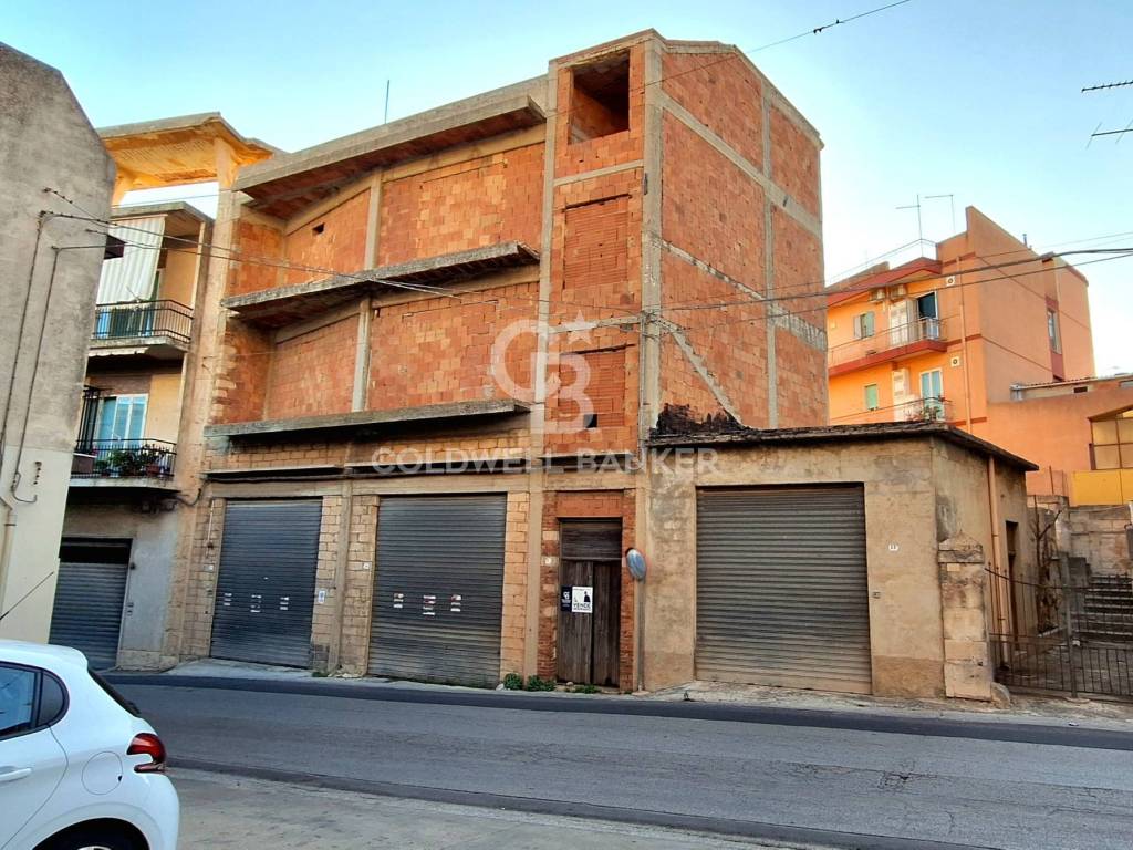 Palazzo / stabile a Modica in Corso Sicilia, 31 - Foto 2