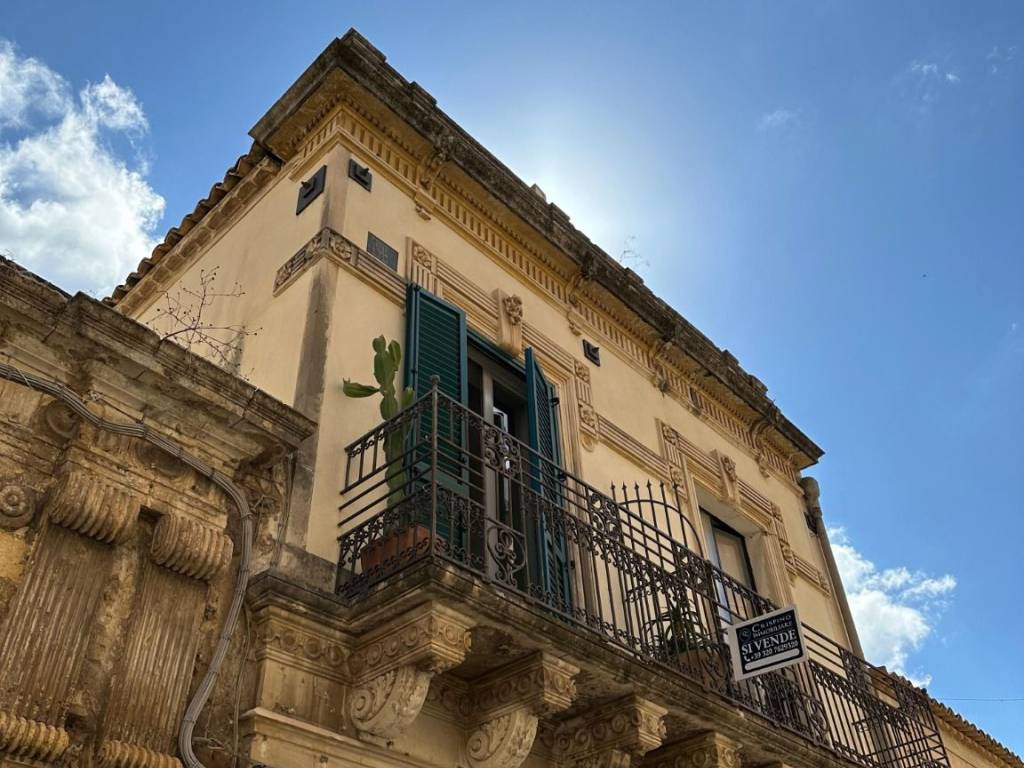 Villa a Noto in Via Rocco Pirri S.N.C. - Foto 2