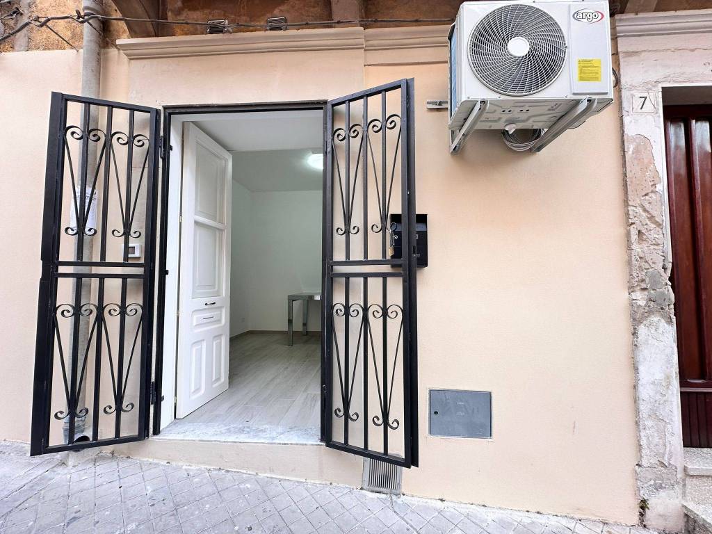 Appartamento a Noto in Via Antonio Sofia, 5 - Foto 2