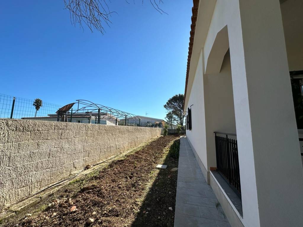 Villa a Avola in Via Madonna Delle Grazie S.N.C. - Foto 2