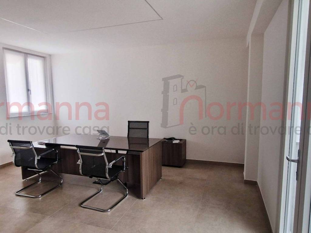 Immobile a Aversa in Viale Europa - Foto 2