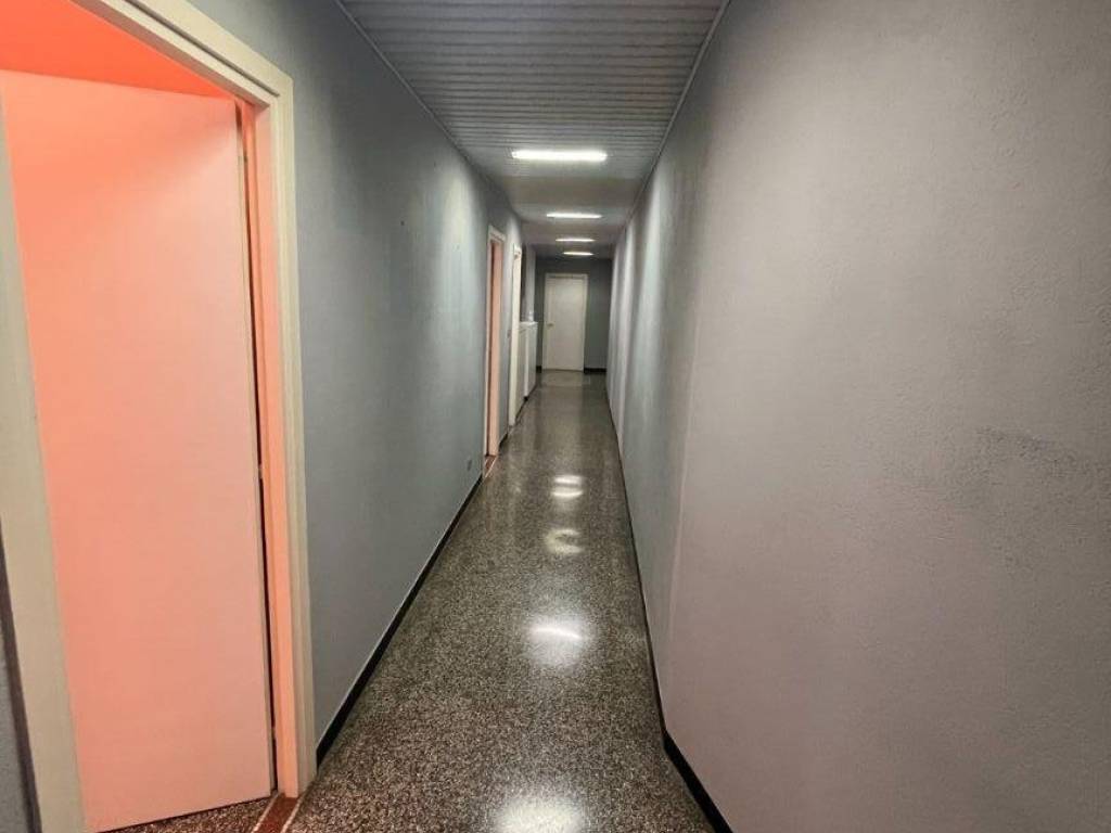 Appartamento a Genova in Via Antonio Cantore, 29 - Foto 2