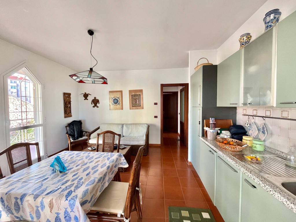 Appartamento a Albenga in Via Antonio Pacinotti - Foto 4