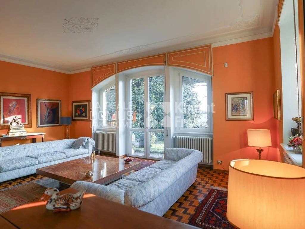 Villa a Valmorea in Via Roma, 431 - Foto 2