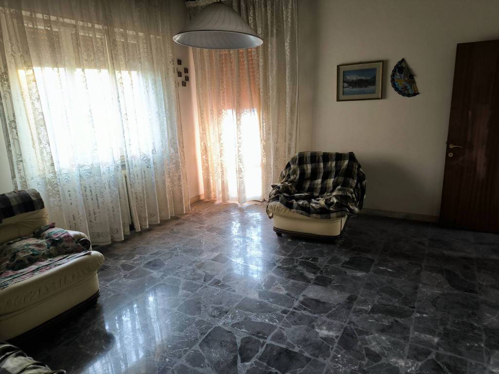 Villa a Fano in Via della Stazione - Foto 2
