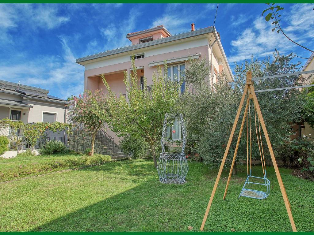 Villa a Varese in Via Eleonora Duse - Foto 3