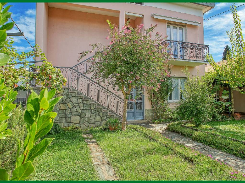 Villa a Varese in Via Eleonora Duse - Foto 4