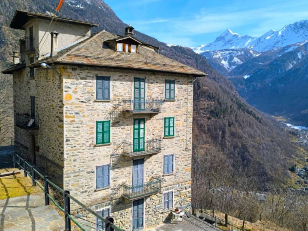 Appartamento a Chiesa in valmalenco in Località Primolo - Foto 2