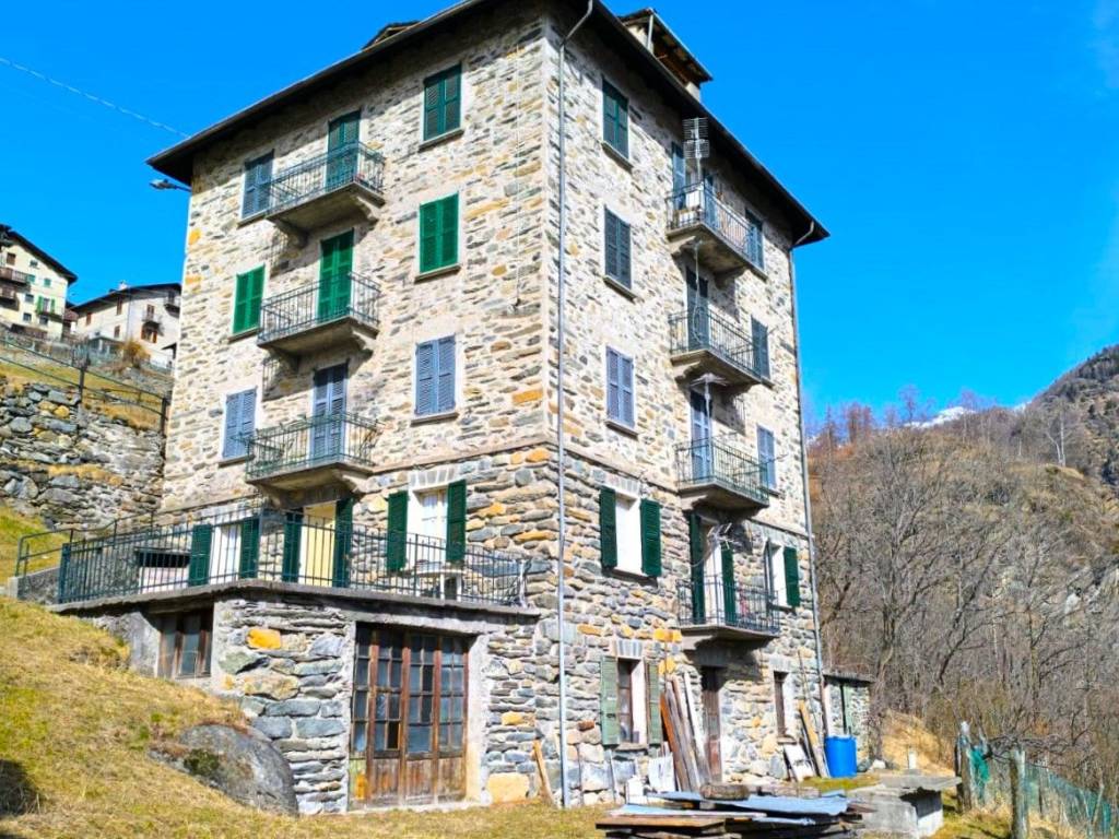 Appartamento a Chiesa in valmalenco in Località Primolo - Foto 3