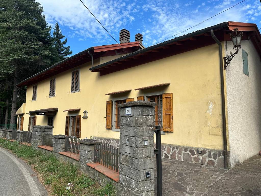 Villa a Castiglione dei pepoli in Via Toscana, 191 - Foto 2