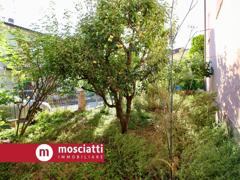 Appartamento a Matelica in Via Gentile Da Fabriano - Foto 4