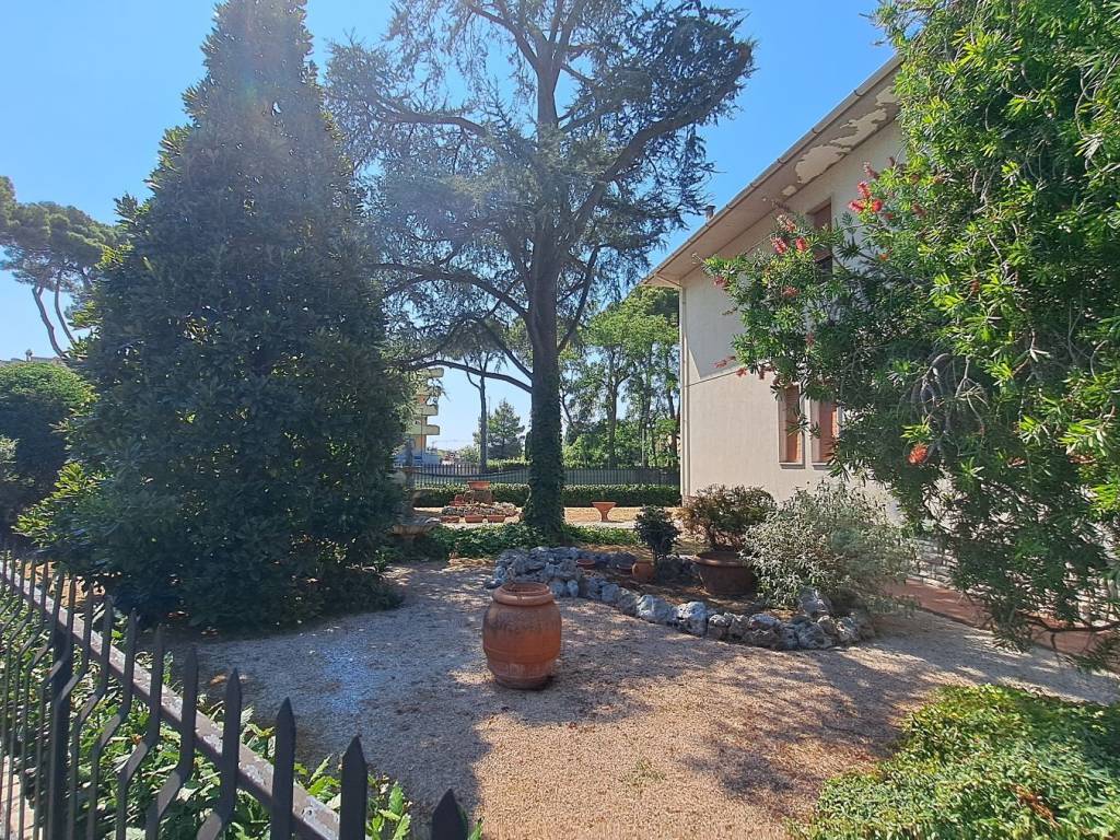 Appartamento a Rosignano marittimo in Via Giambattista Vico, 2 - Foto 4