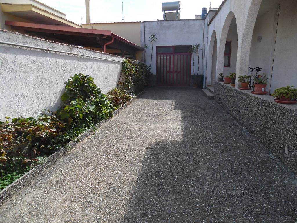 Villa a Brindisi in Via Giovanni Paisiello, 102 - Foto 4