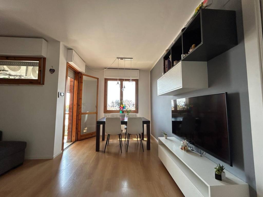 Appartamento a Follonica in Via Luigi Einaudi, 6 - Foto 5