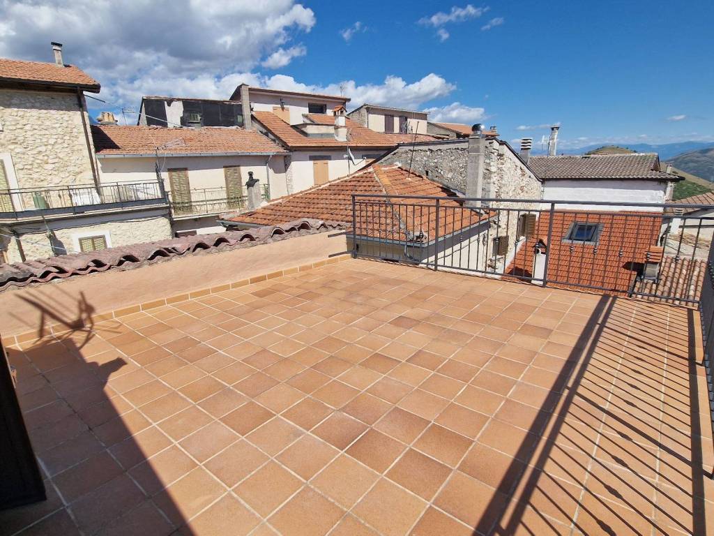 Casa indipendente a Tagliacozzo in Via Ruota - Foto 4