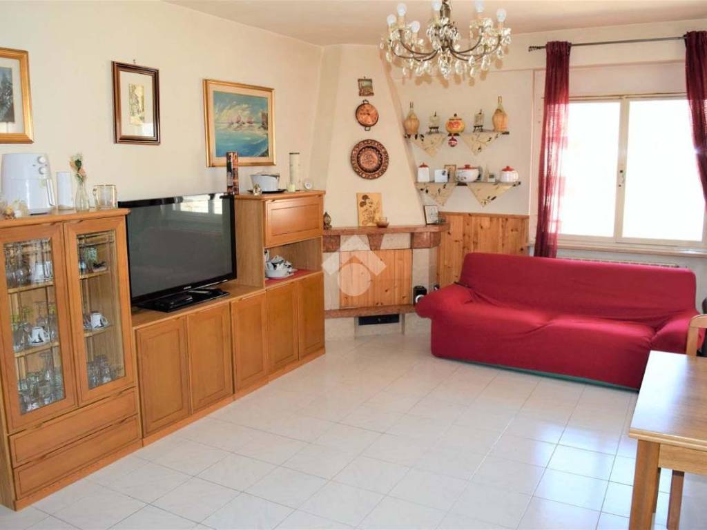 Appartamento a Tagliacozzo in Via Fonte - Foto 3