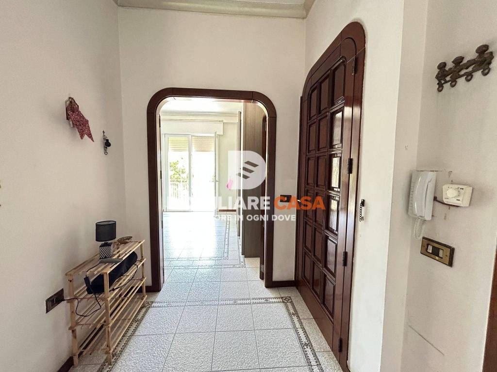 Appartamento a Lecce in Piazza Ludovico Ariosto, 9 - Foto 2