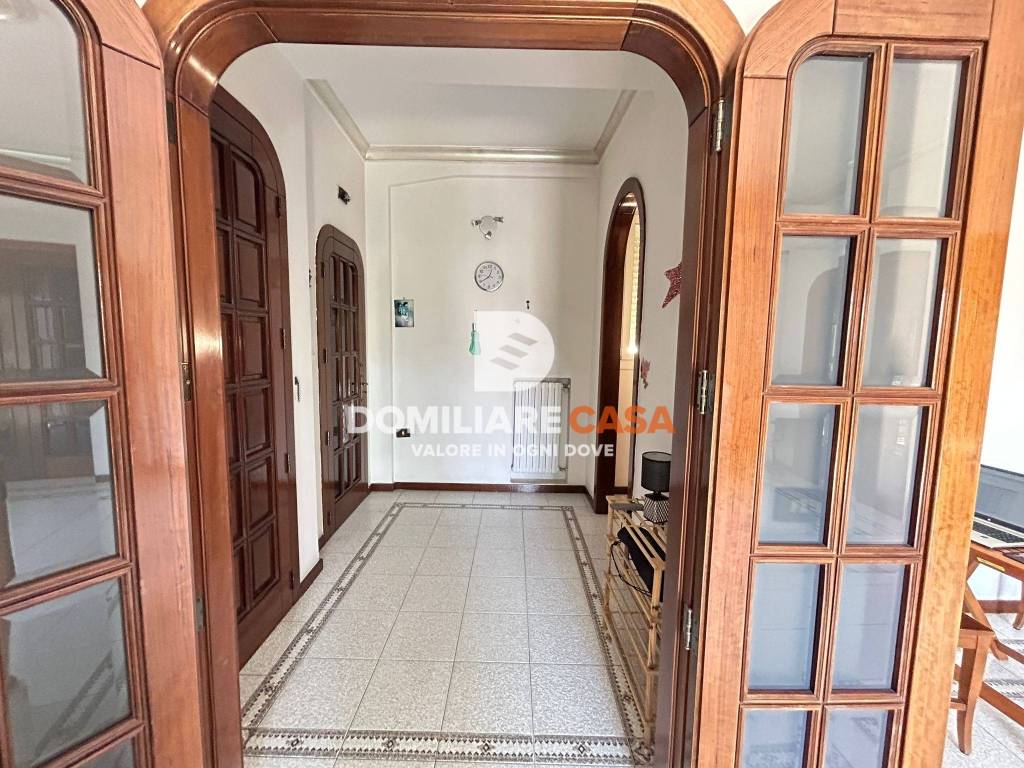 Appartamento a Lecce in Piazza Ludovico Ariosto, 9 - Foto 3