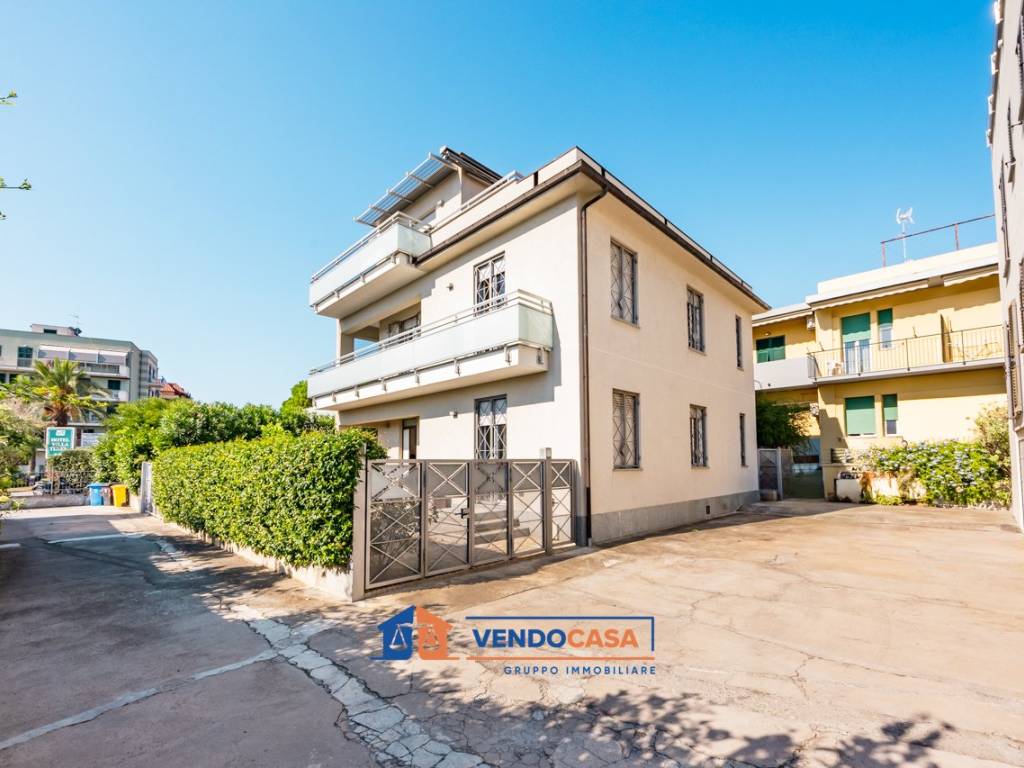 Villa a Loano in Via Aurelia - Foto 4